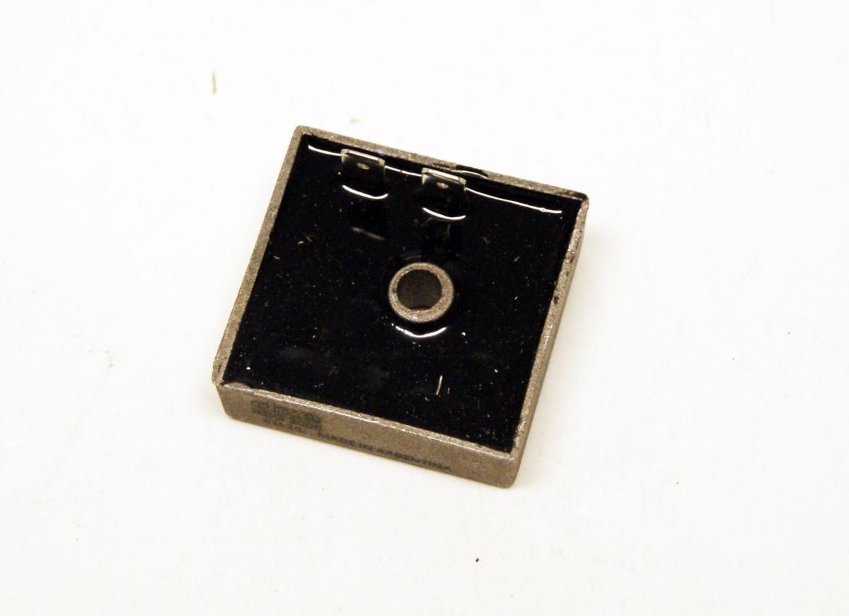 REGULATOR UNIVERSAL 2 WIRE 12v / 8A, DZE 02008-04 - Image 6