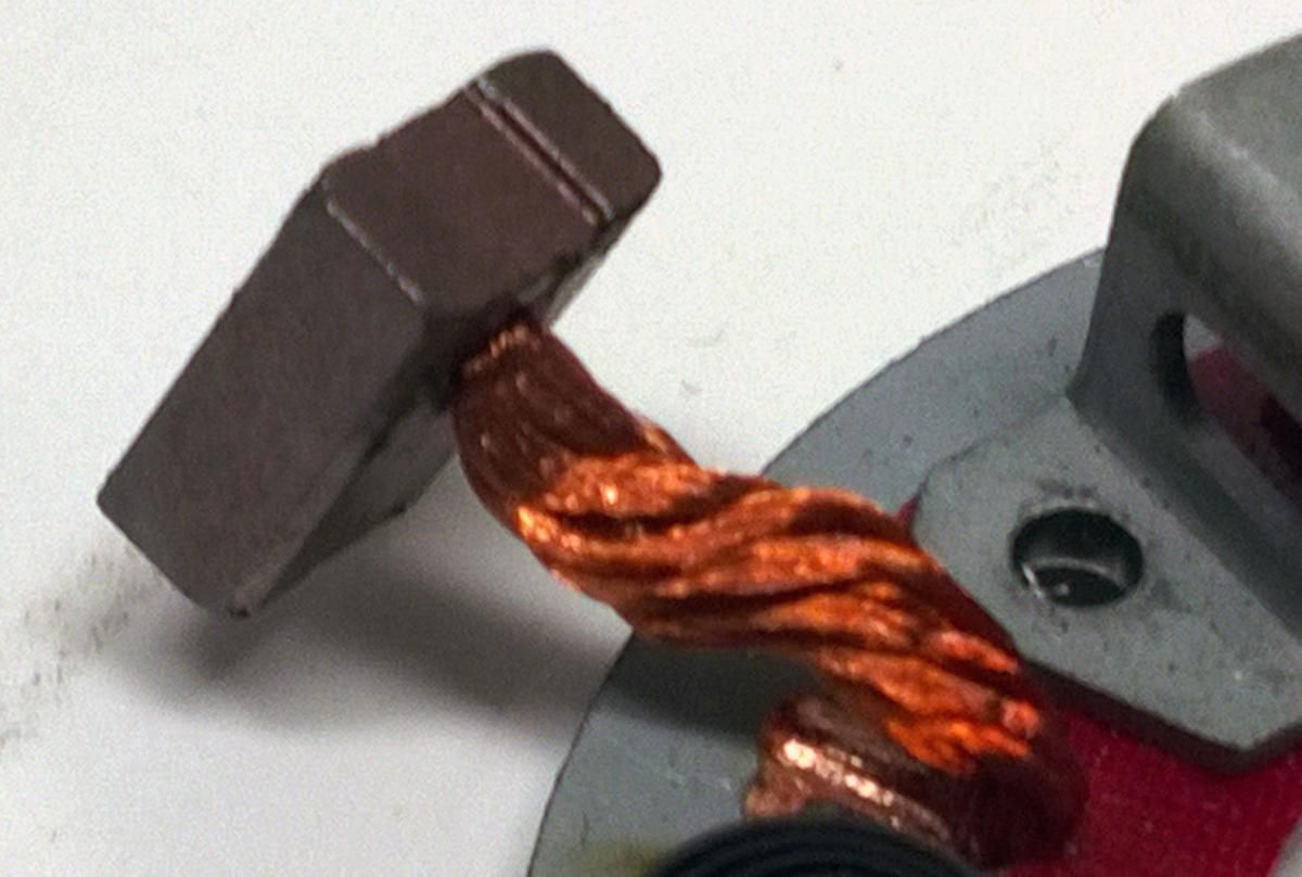 BRUSH PLATE ASSY, 2 BRUSH, 31206-KG7-000, 31206-MM5-008, SMU1300 ROAD ATV - Image 3