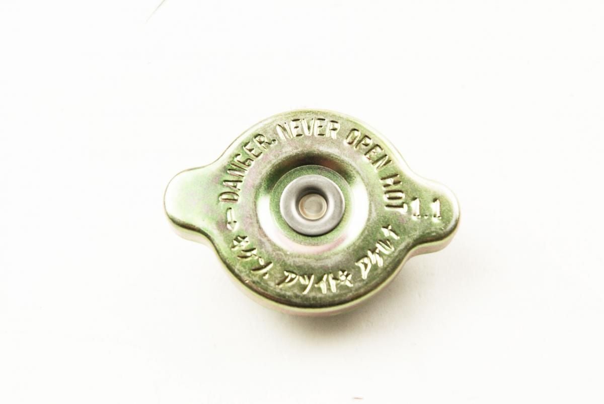 RADIATOR CAP 1:1 (16 psi) GOLD K&S 58-1001 - Image 5
