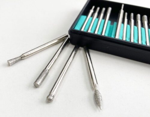 DEBURRING AND ENGRAVING SET 30pc 150GRIT DIAMOND 3.17mm SHANK 40-50mm LENGTH – TOOLZONE KDPHB265