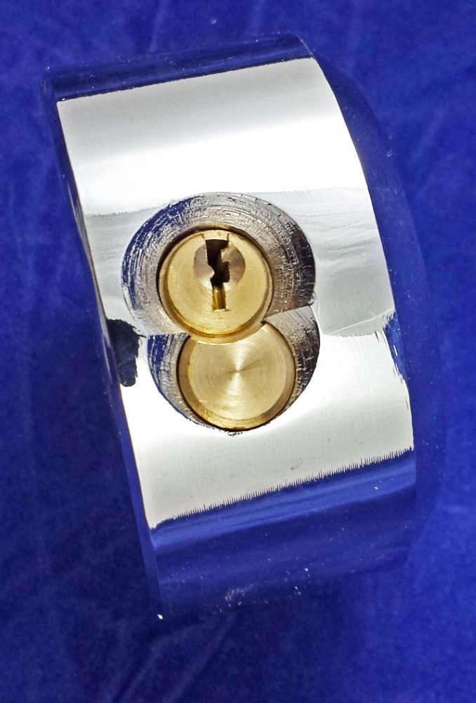 PADLOCK CONCEALED SHACKLE 73mm STEEL CHROME PLATED WITH 2 KEYS - TOOLZONE KDPLK108 - Image 4