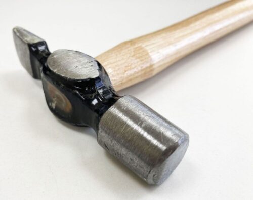 JOINERS HAMMER 8oz HICKORY HANDLE – TOOLZONE KDPHM011
