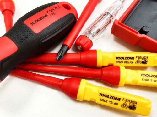 INTERCHANGEABLE VDE SCREWDRIVER SET 13PC WITH VOLTAGE TESTER – TOOLZONE KDPSD082