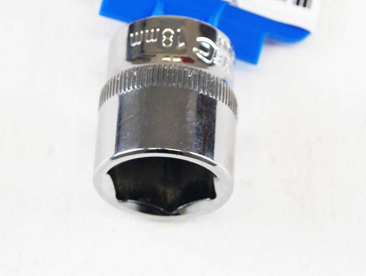 18mm SOCKET 3/8 DRIVE - Image 2