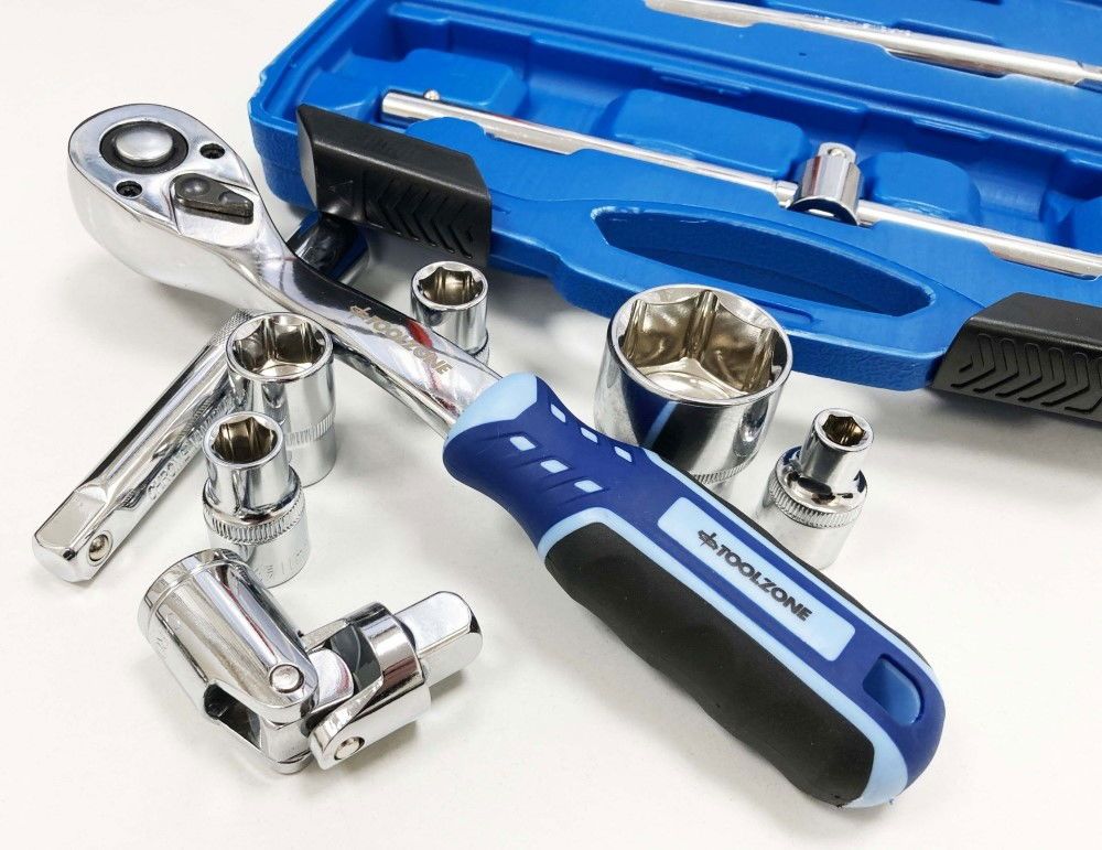 SOCKET SET 1/2" DRIVE PRO CRV 24 PIECES 10-24mm 27mm 30mm 32mm - TOOLZONE KDPSS108