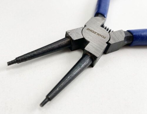 CIRCLIP PLIERS INTERNAL STRAIGHT 6″ CARBON STEEL – TOOLZONE KDPPL237
