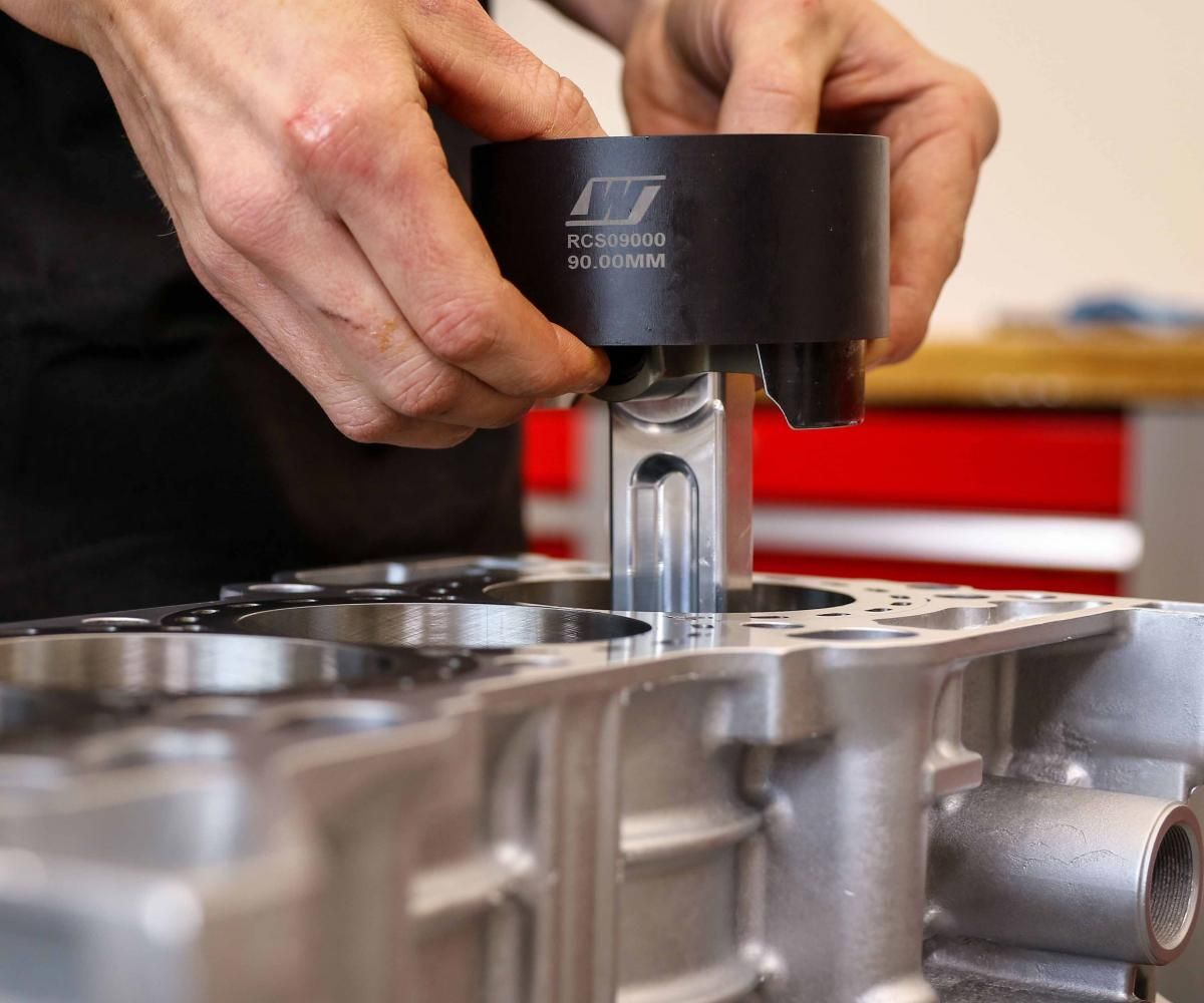 66.00mm RING COMPRESSOR, Wiseco RCS06600 - Image 2