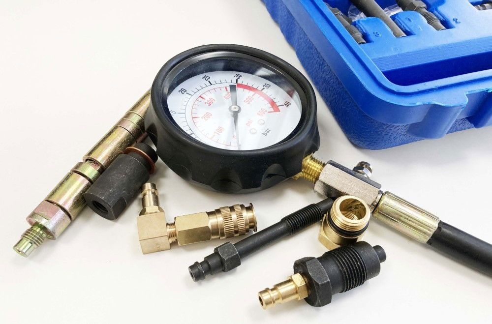 MASTER COMPRESSION TEST KIT FOR PETROL AND DIESEL ENGINES 64mm GAUGE - TOOLZONE KDPAU036 - Image 7