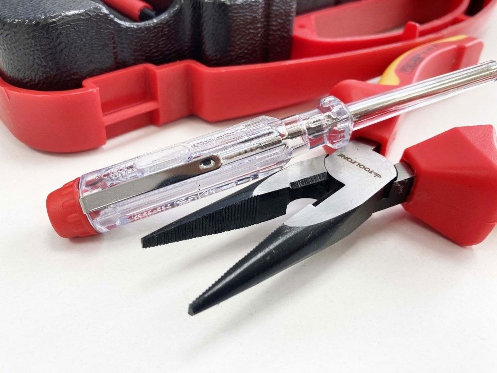 VDE ELECTRICIANS TOOL KIT 11PC - TOOLZONE KDPSD301 - Image 4