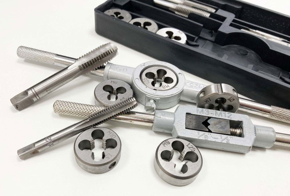 TAP AND DIE SET 20 PIECE CARBON STEEL METRIC M3-M12 - TOOLZONE KDPTP101 - Image 4