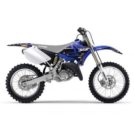 02-14 YZ YAM FACTORY RACING, BLACKBIRD 2231R10 GRAPHIC