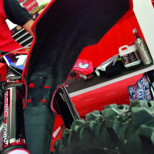 21-22 CRF450R ANTI-MUD FOAMS, BLACKBIRD 5145