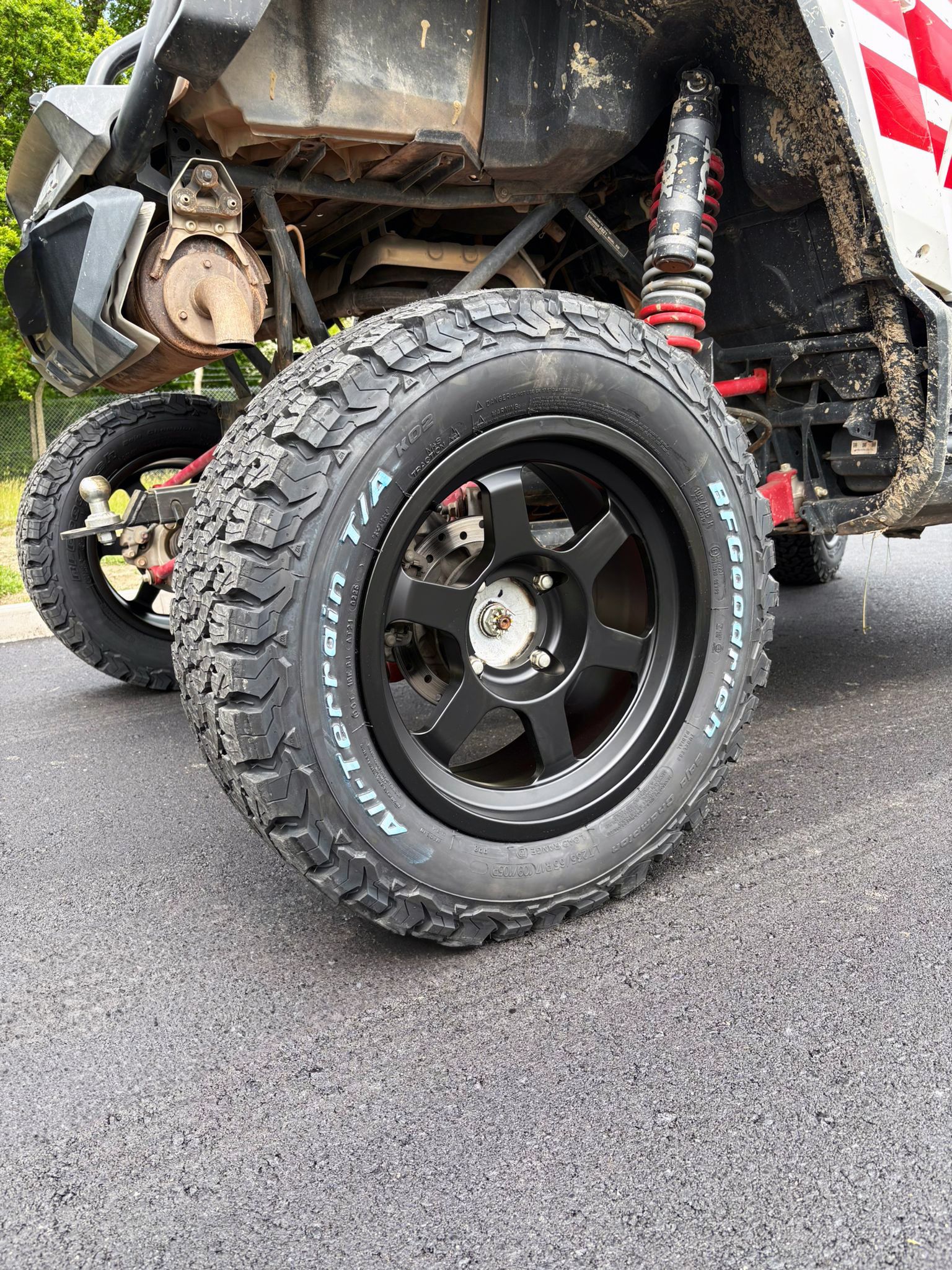 17x8 UHD FORGED 6 SPOKE WHEELS, 6/139.7 (6x139.7) CAN AM MAVERICK R UTV SXS MOTORSPORT DRIFT RALLY - Image 4