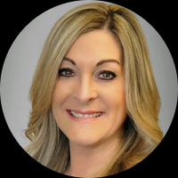 Dayna Hayes loan officer