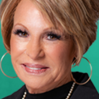 Linda Riley loan officer