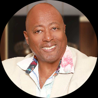 Bruce Davis loan officer