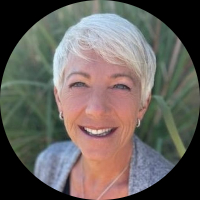 Jayne Bail loan officer