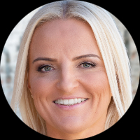 Ania Kozera loan officer