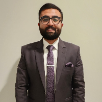 Ilhaan Qureshi loan officer
