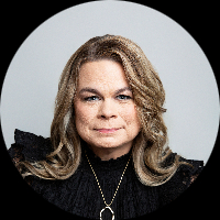 Lisa Hart loan officer