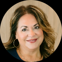 Danielle Coon loan officer