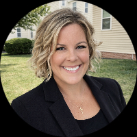 Tracy Ferris loan officer