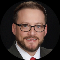 Hernan Valladares loan officer