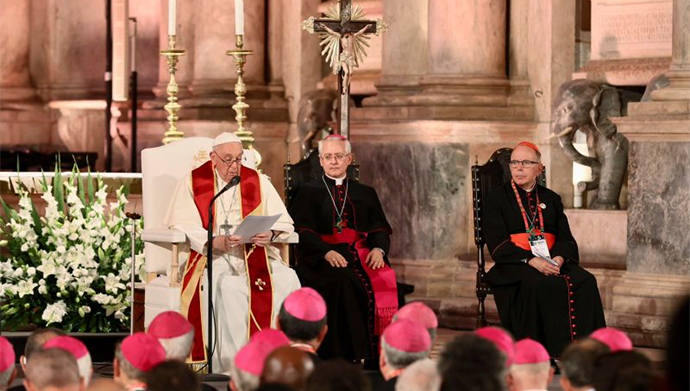 'Sail boldly into sea of evangelization,' pope tells clergy, religious in Lisbon – Catholic World Report - Vimarsana News