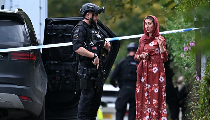 Two Killed in Manchester Synagogue Attack on Yom Kippur; UK PM Vows Enhanced Security