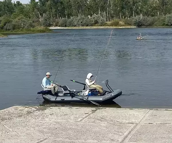 									Drift boat fly fishing fly craft
															