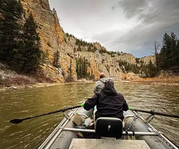 									Drift boat fly fishing rafting canyons
															