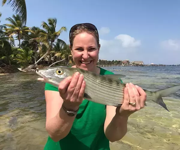 									Belize fly fsihing at el pescador lodge frontside bonefish
															
