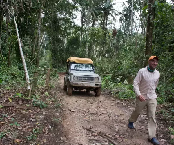 									Bolivia fly fishing 2014 chuckie on road
															