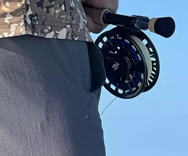 									Venice louisiaina redfish fly fishing sage encounter fly reel
															