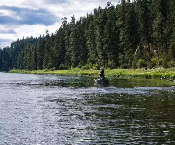 Clark fork river fishing while while floating lower river