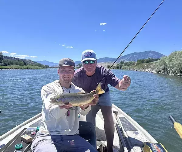 									Yellowstone river fly fishing guide tw in paradise valley
															