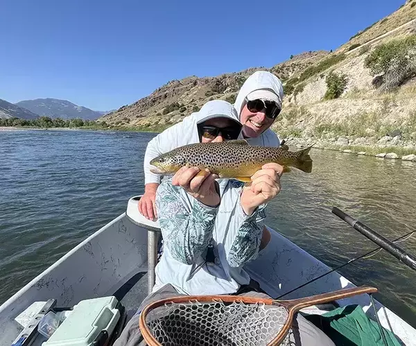 									Yellowstone river fly fsihing guide trip cj guest and brownie
															