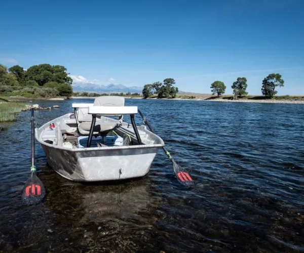 									Bozeman, Montana fly fishing guided float trip on the lower Yellowstone River, near Big Timber.
															
