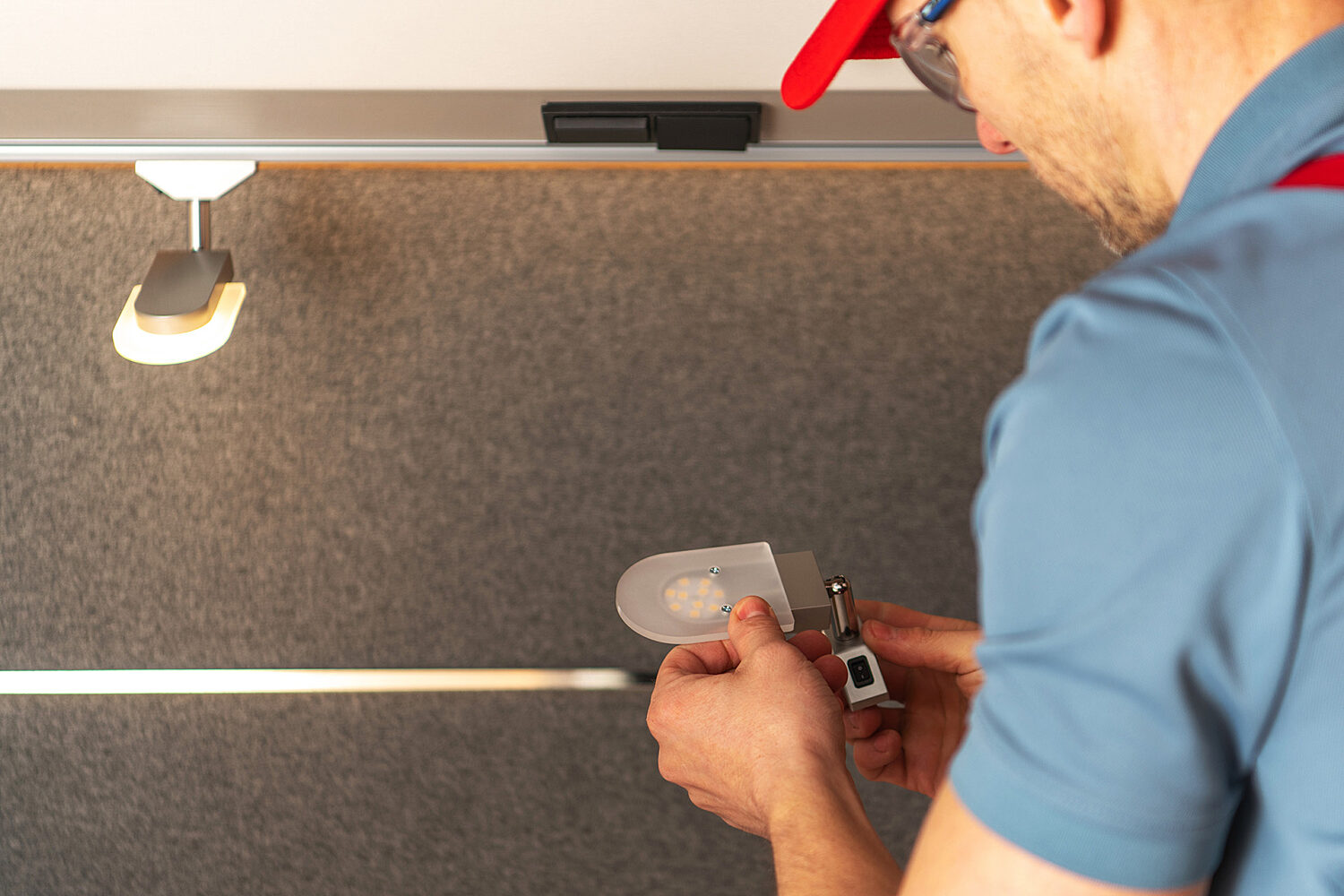 											 SN 10 Tips for More Eco Friendly RV Travel 04
										  										 