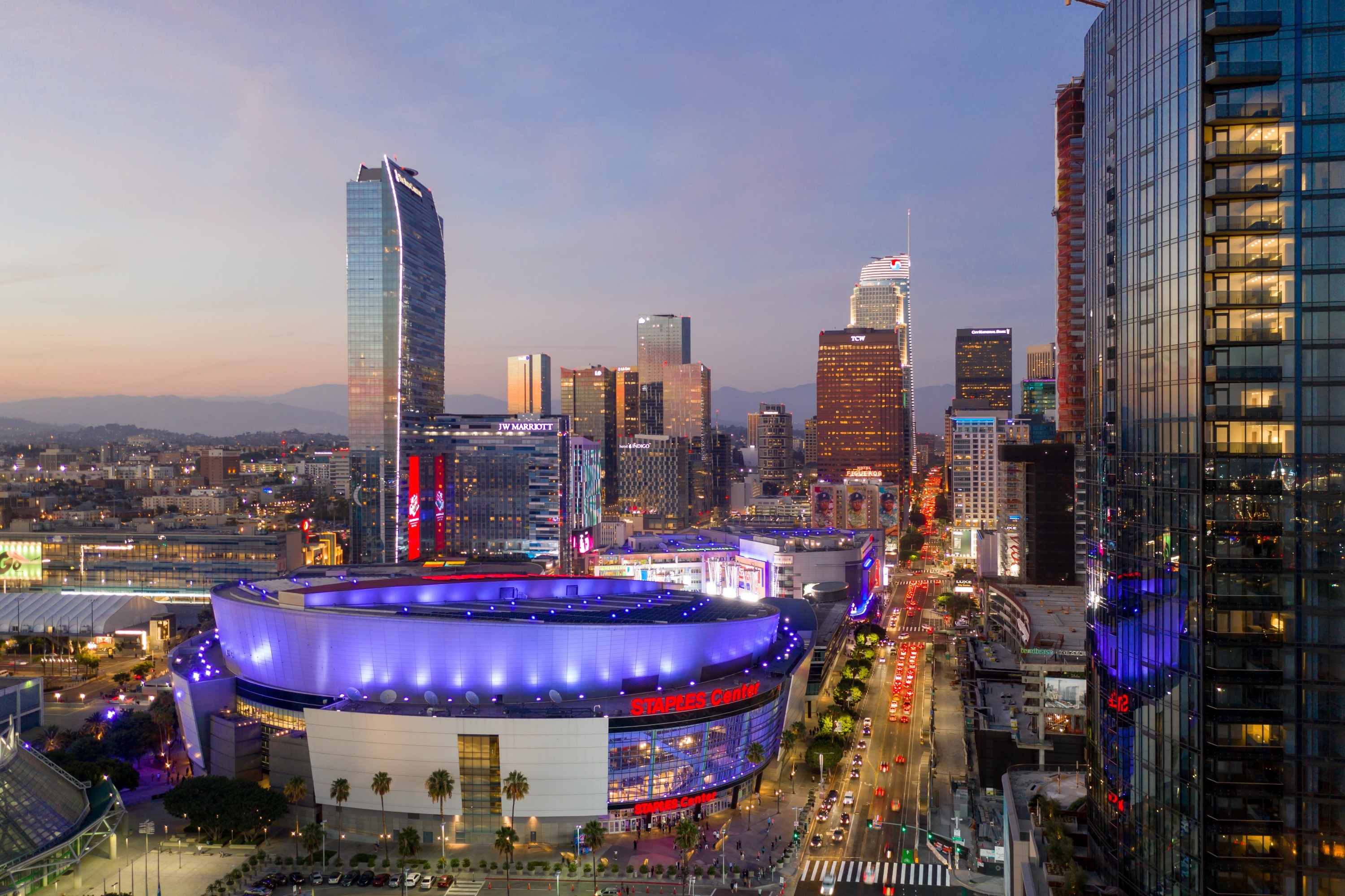 The LA Entertainment Scene Spotlight On L A Live The STAPLES Center