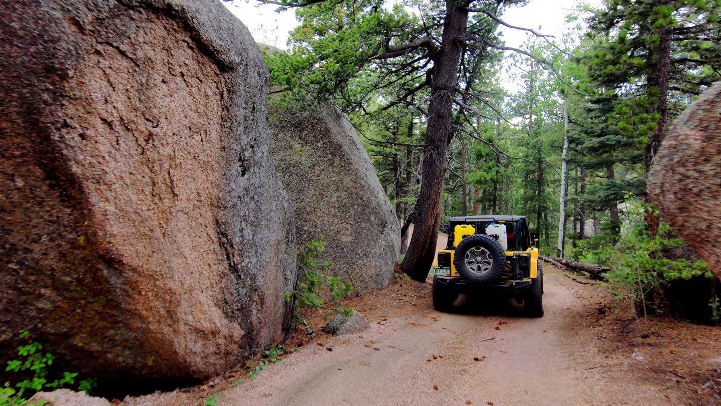 Highlight: Hell Creek Road