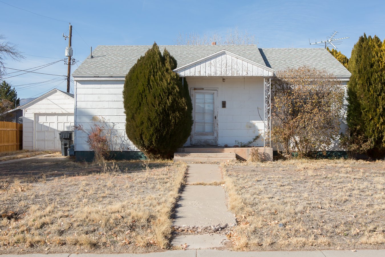 For additional property and agent information, click on the virtual tour link below.