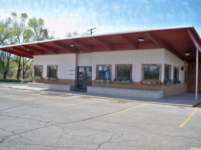Great property with good frontage and easy access, would make great restaurant all equipment is included. For additional property and agent information, click on the virtual tour link below.
