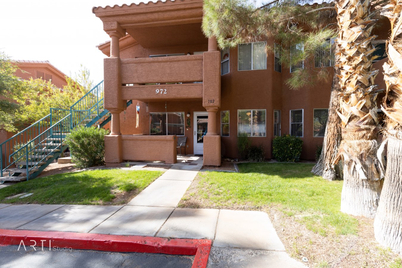 36202 Newly remodeled condo with new flooring and new paint. Open floor plan, large breakfast bar, kitchen opens to the living room and dining room, great for entertaining.Newer appliances including washer , dryer,refrigerator Covered patio, lots of parking and storage room. Rock Springs 2 subdivision has 2 swimming pools and 2 hot tubs.