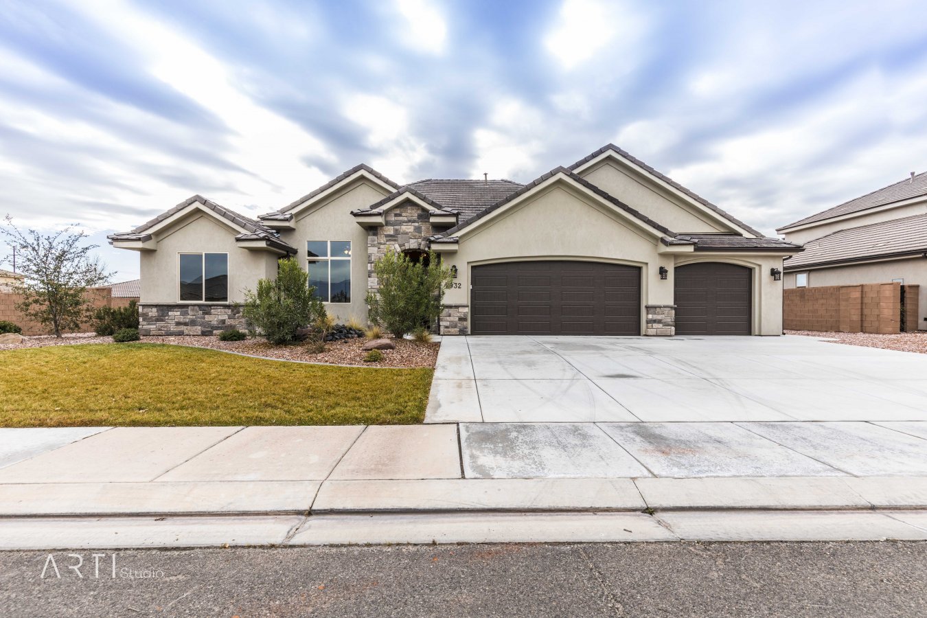 36858 Beautiful single story in the desirable Sage Meadows neighborhood. Close to schools and stores. Open floor plan with lots of lighting. Huge pantry and storage closet. Home was used as a model and has never been occupied. Don't miss out on this one. Owner/Agent
