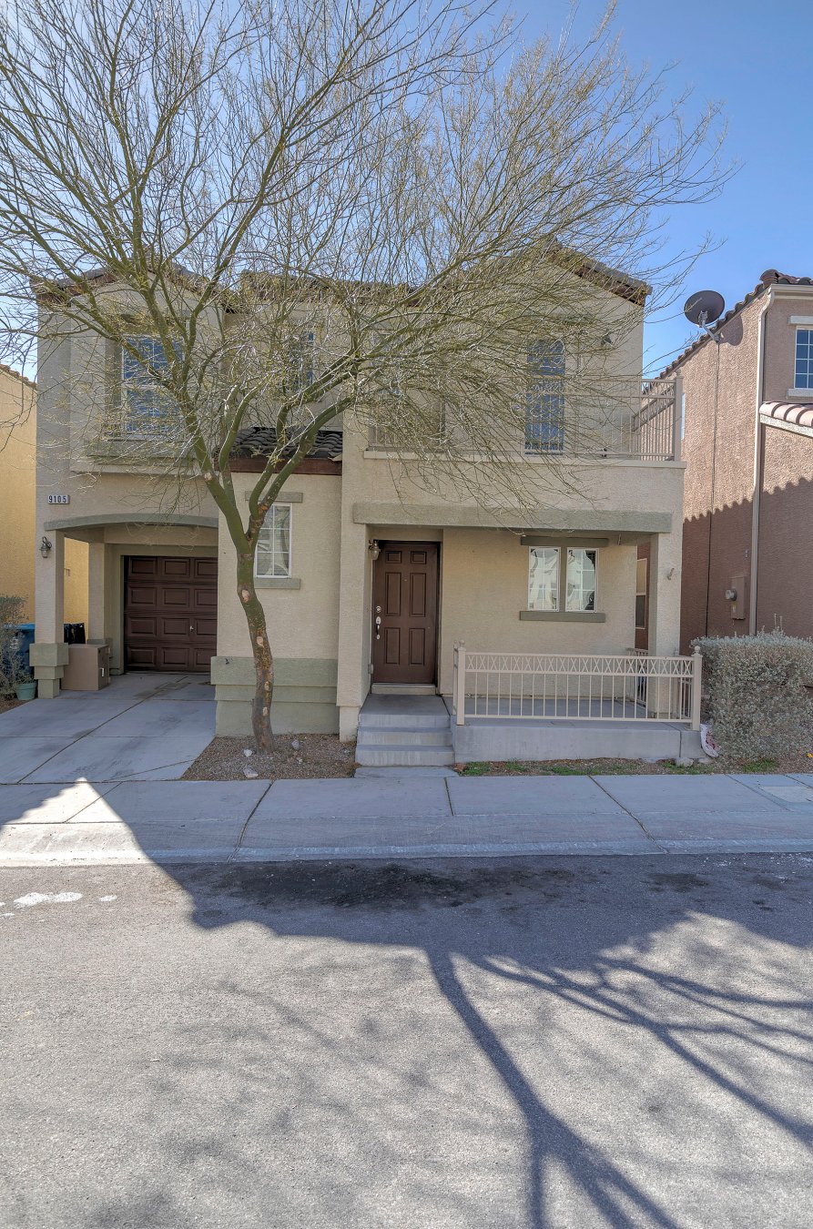 39008 Congratulations! You've just discovered a true gem of a property. All of the great benefits of a single family house all at condo pricing! Walk in and you're greeted with the smell of a freshly renovated home with plenty of room for personalizing. Paint, carpet and tile have ZERO MILES! Whether you're a first time home buyer or a seasoned investor looking to add to your portfolio this property is definitely a must-see. SCHEDULE A SHOWING NOW!!