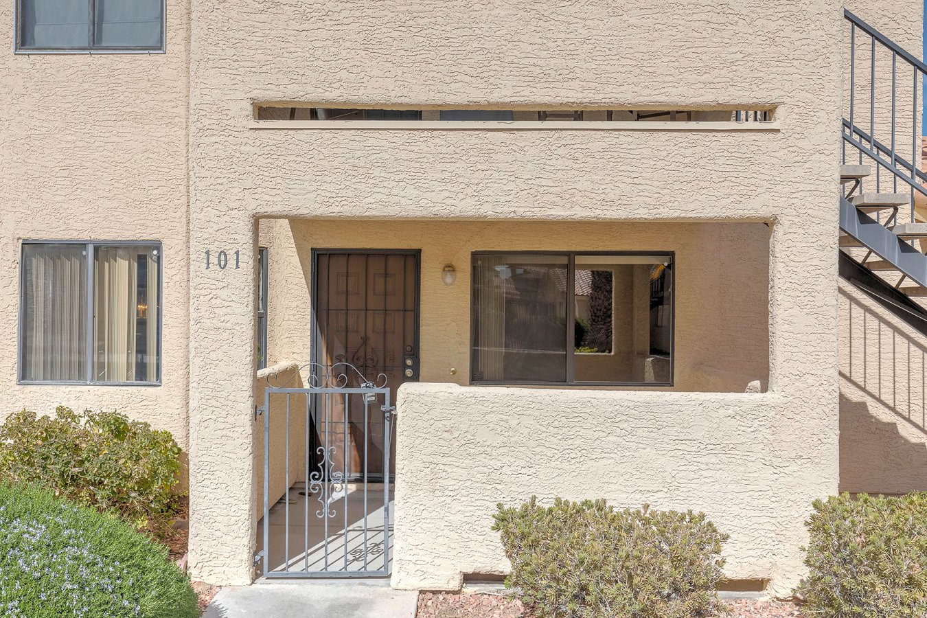 1216 Observation Dr #101