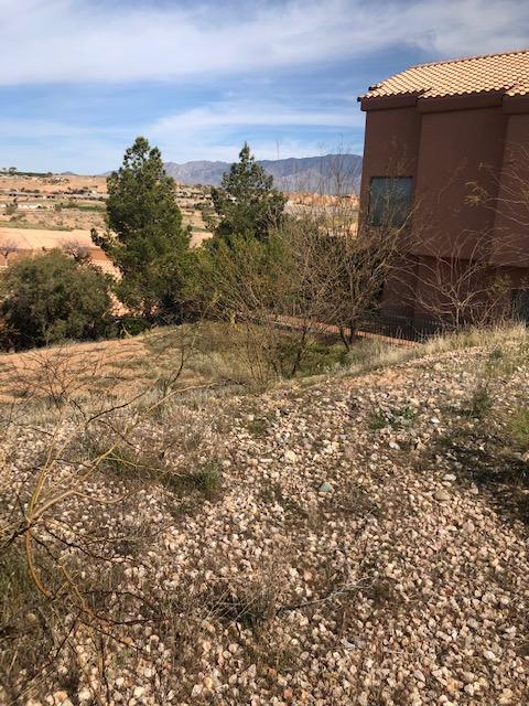 39671 VIEWS OF THE MOUNTAINS and Golf Course! Located in Mesquite Vistas HOA fee $35.00. Home plans will need to be approved by HOA per CCR's.