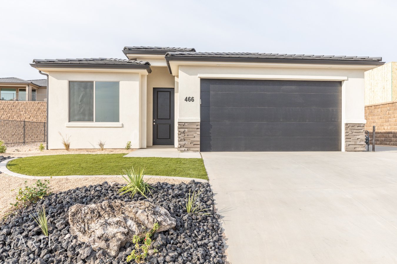 40014 At Zion Vista we believe that views are just as important as affordability! We have stripped some of Interstate Homes typical standard features in order to obtain this. Still building a beautiful quality home, just at a more affordable price. Give us a call today or stop in at our Model Home. Mon-Fri 10-6, Sat 11-4.