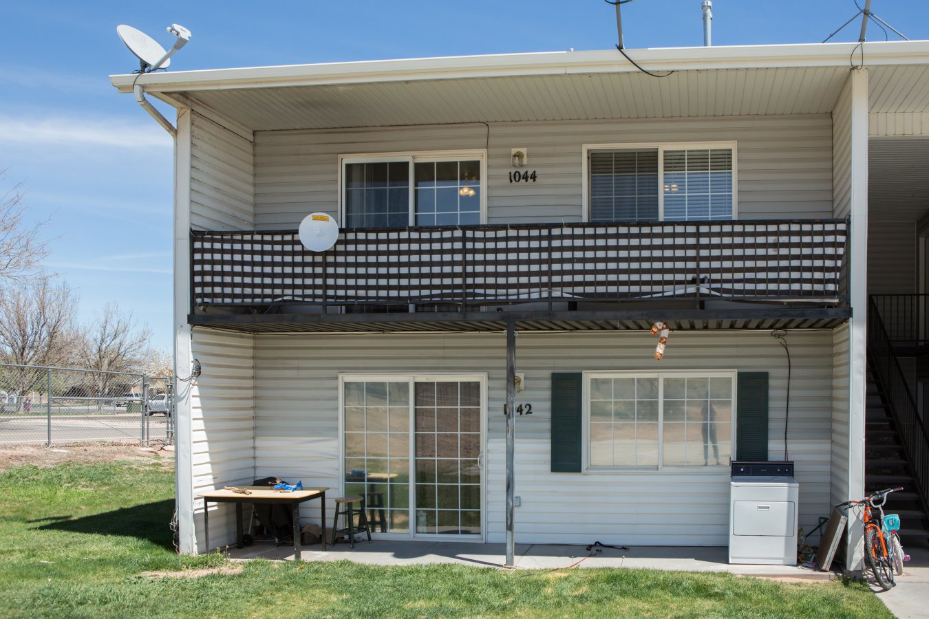 40288 Well maintained Condo. Snow removal, yard work and outside maintenance is included in your monthly fees. This location offers a Private Balcony, Covered Parking and easy access to restaurants and shopping. Rotary park across the street. Square footage figures are provided as a courtesy estimate only and were obtained from County records. Buyer is advised to obtain an independent measurement. For additional property and agent information, click on the virtual tour below.